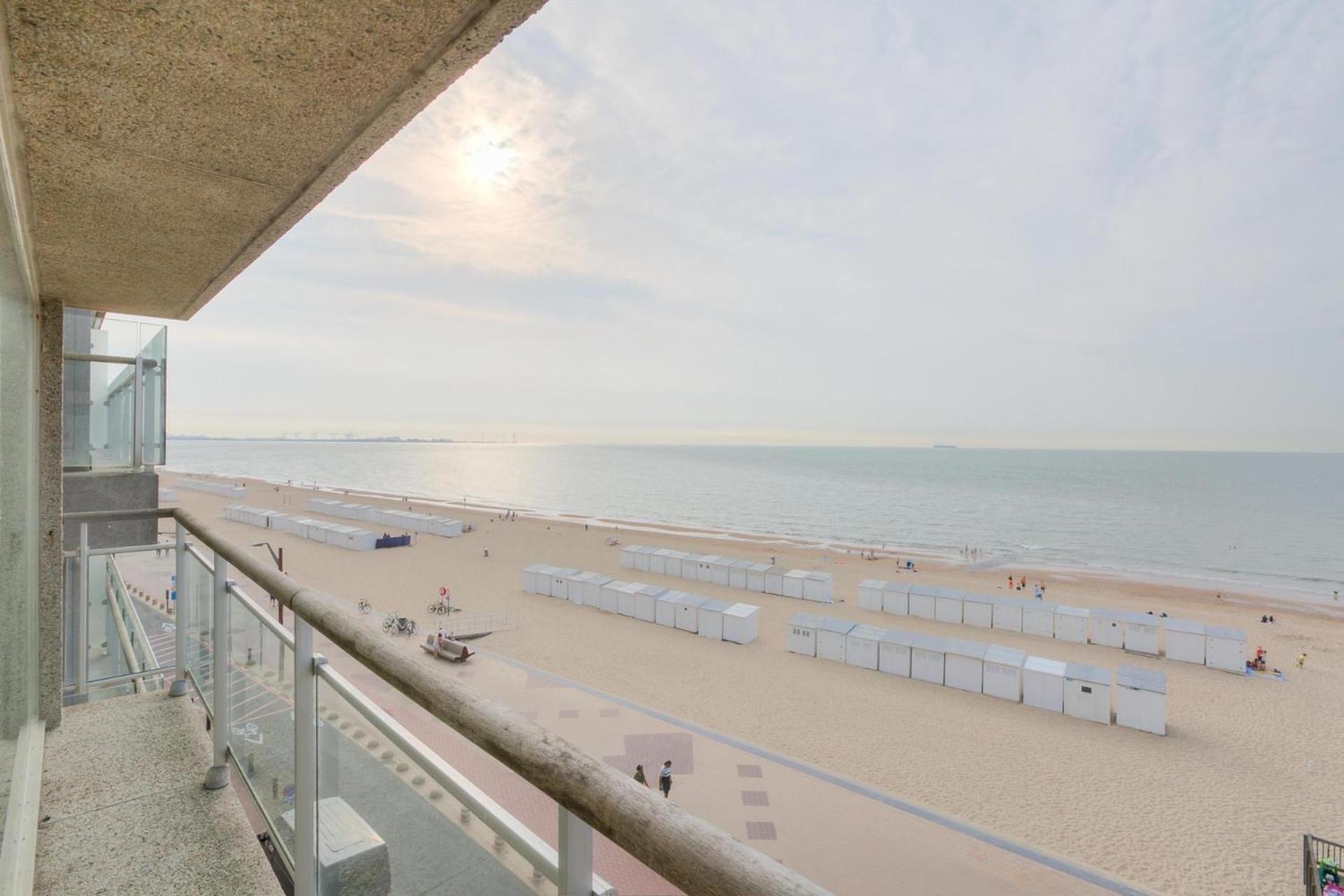 Groot appartement met zeezicht, 4e verdiep voor maximum 7 personen Knokke-Heist Buitenkant foto